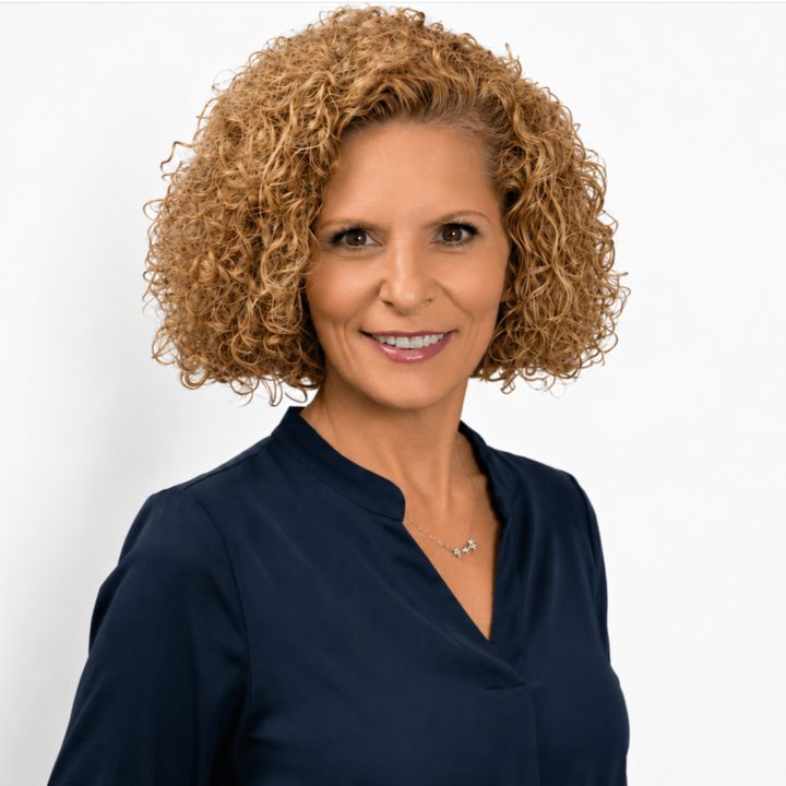 Gina A., web designer and developer at FoundMySite.
